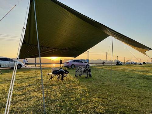 露营视频在线观看国产,在线观看，感受国内露营视频的魅力